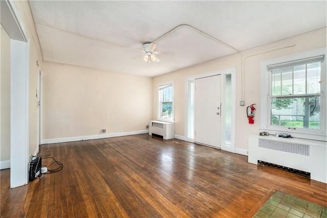 1302 Rockhurst Rd, Kansas City, MO 64110