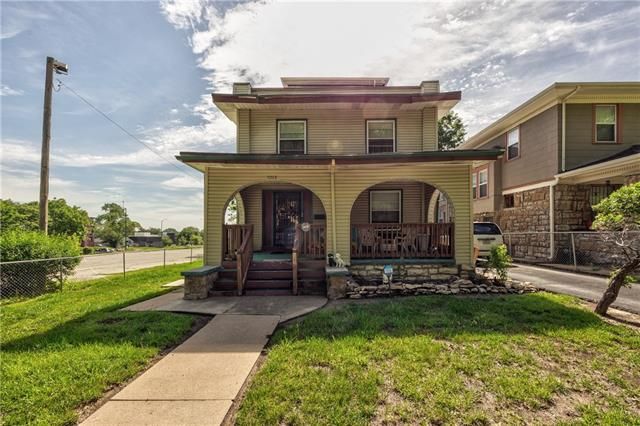 3213 Benton Blvd, Kansas City, MO 64128