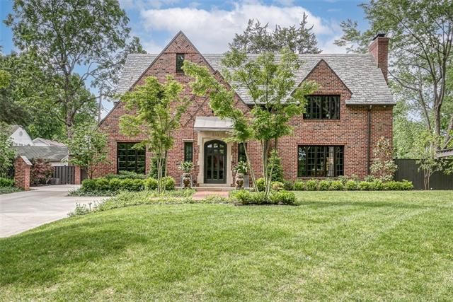 511 W Meyer Blvd, Kansas City, MO 64113