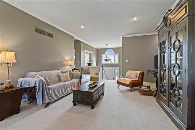 2432 Old Paint Rd, Lee's Summit, MO 64086