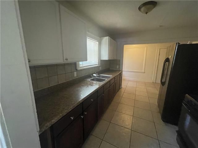 1843 E 68th St, Kansas City, MO 64132