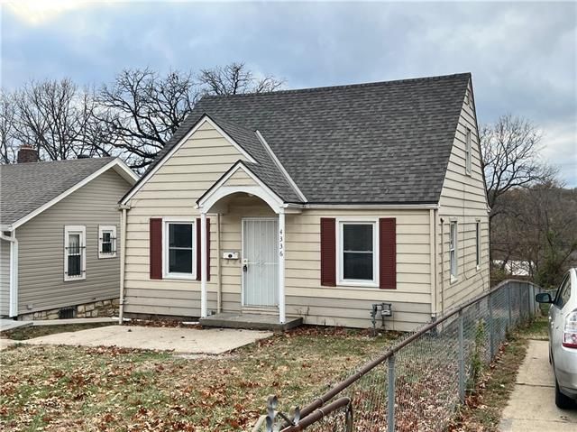 4336 Myrtle Ave, Kansas City, MO 64130