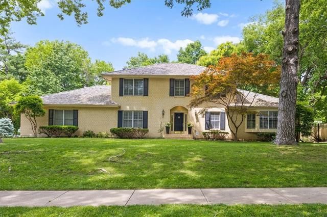 6145 Ward Pw, Kansas City, MO 64113