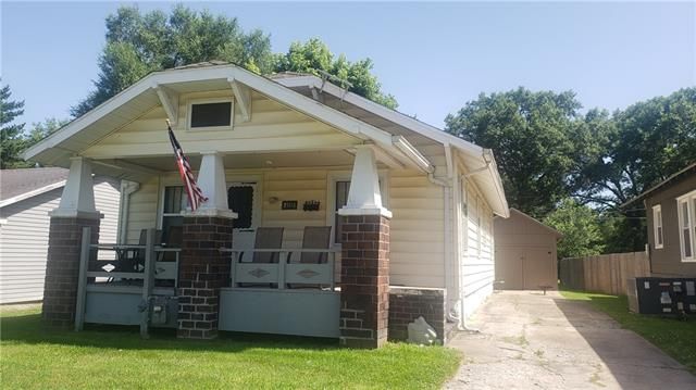 1312 E 7th St, Pittsburg, KS 66762
