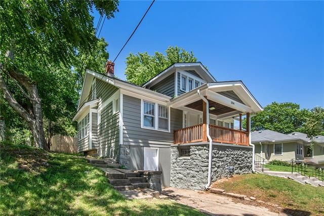 1314 Rockhurst Rd, Kansas City, MO 64110
