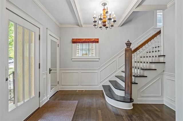 24 W 58th Ter, Kansas City, MO 64113