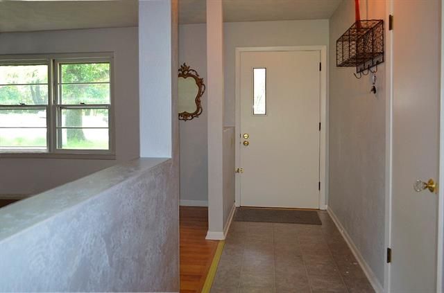 7803 N Mcgee St, Kansas City, MO 64118