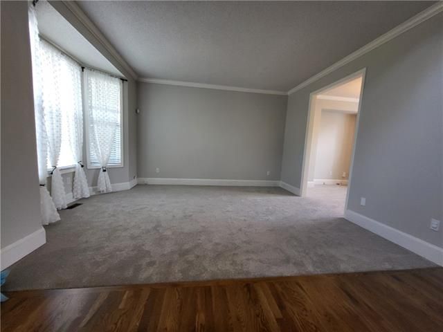 13119 W 137th Ct, Overland Park, KS 66221