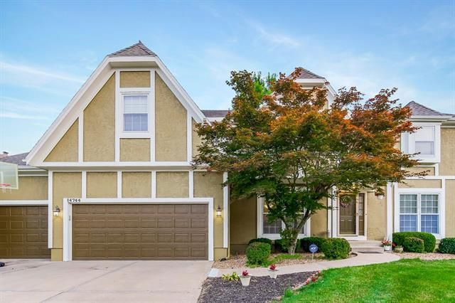 14744 Eby St, Overland Park, KS 66221