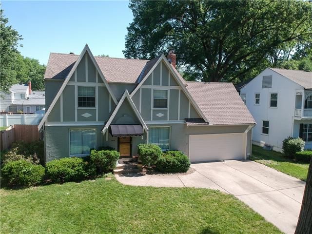 440 E 80th St, Kansas City, MO 64131