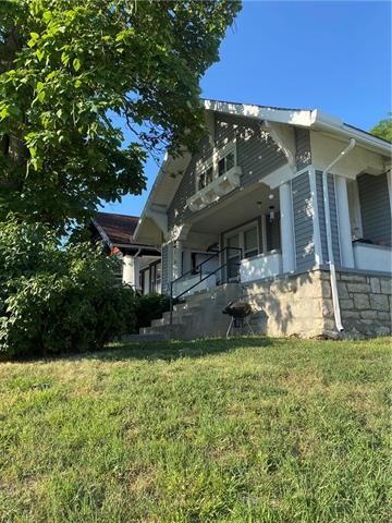 4247 Prospect Ave, Kansas City, MO 64130