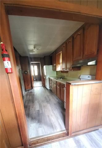 705 E Quincy St, Pittsburg, KS 66762