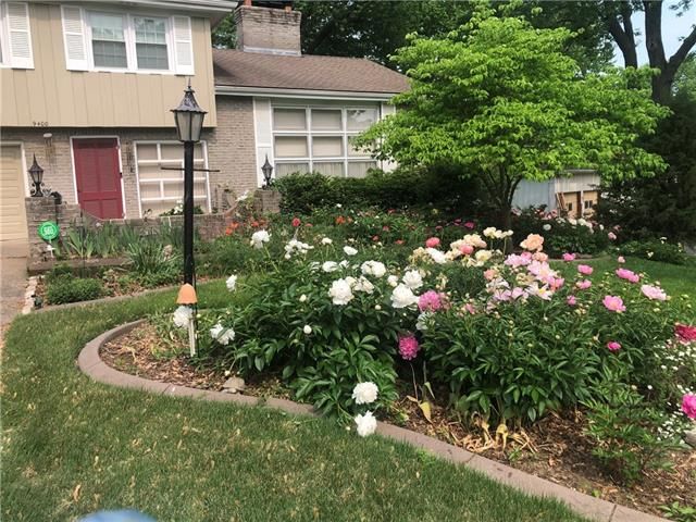 9400 Madison Ave, Kansas City, MO 64114