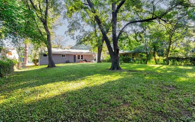 7403 E 107th St, Kansas City, MO 64134