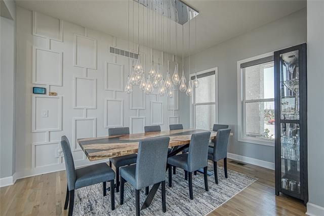 4019 W 156th Ter, Overland Park, KS 66224
