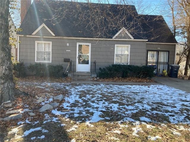 1203 E 80th St, Kansas City, MO 64131
