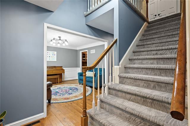 3708 NW 74th St, Kansas City, MO 64151