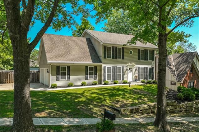 3708 NW 74th St, Kansas City, MO 64151