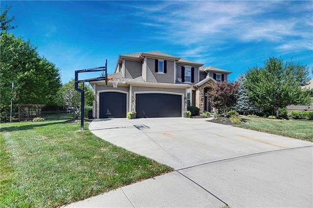 15212 Flint St, Overland Park, KS 66221