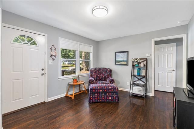 12821-12823 12th St, Grandview, MO 64030