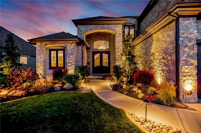4505 Rossella Ct, Riverside, MO 64150
