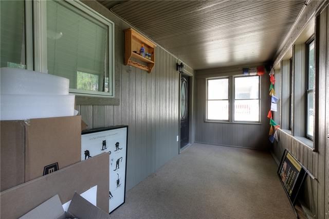 11 W 80th Ter, Kansas City, MO 64114