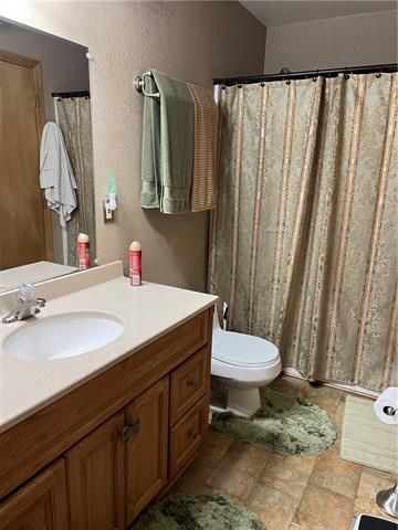 400 N Jennings Rd, Independence, MO 64056