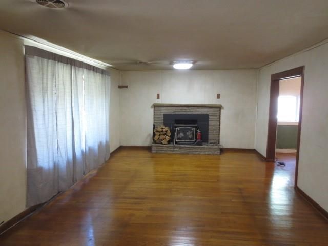 7605 E 69th St, Kansas City, MO 64133