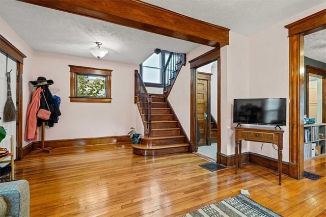 3531 Brooklyn Ave, Kansas City, MO 64109