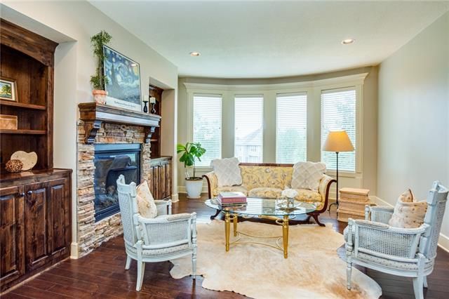 11457 S Carbondale St, Olathe, KS 66061