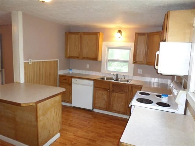 1431 Atchison St, Atchison, KS 66002