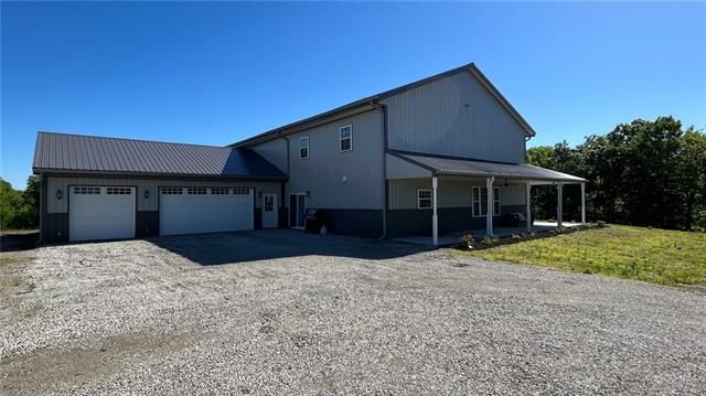 9482 SW 247th St, Gower, MO 64454