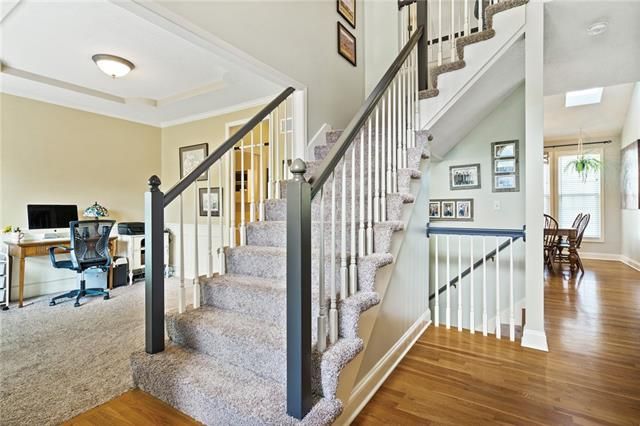 1109 SE 11th Ter, Lee's Summit, MO 64081