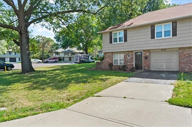 9400 Bluejacket St, Overland Park, KS 66214