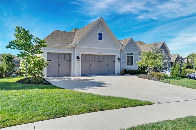 11623 W 157 Ter, Overland Park, KS 66221