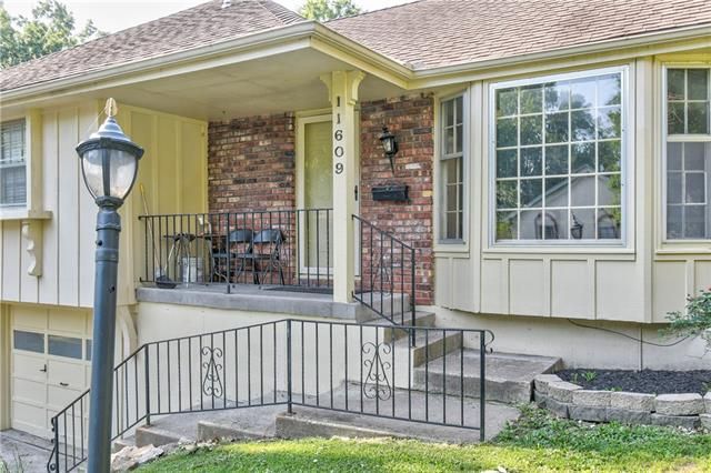 11609 E 60th Ter, Kansas City, MO 64133