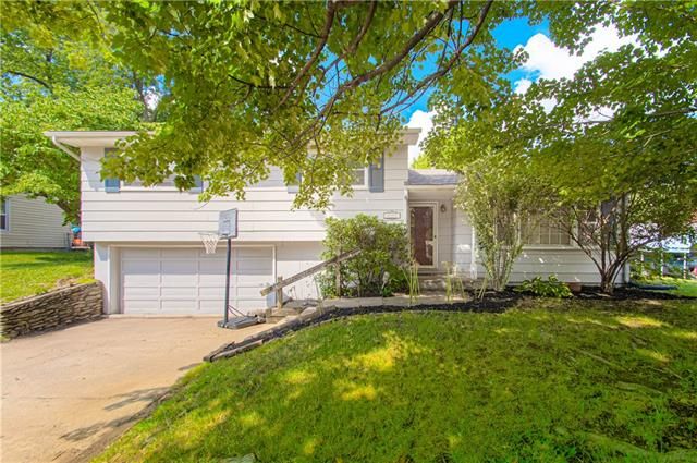 3000 Hunter Ave, Kansas City, MO 64129