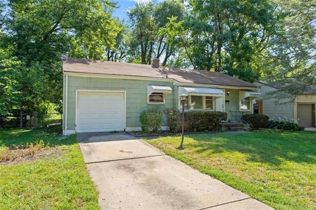 8125 Mcgee St, Kansas City, MO 64114