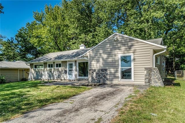 10706 Bristol Ter, Kansas City, MO 64134