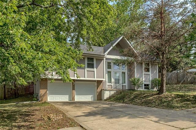 7825 NW 86th Ter, Kansas City, MO 64153