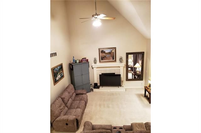 683 S Sumac St, Gardner, KS 66030