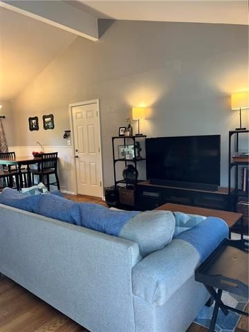 7407 75th Ter, Kansas City, MO 64152