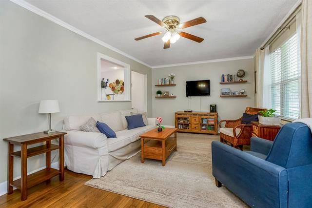 7234 Dearborn St, Overland Park, KS 66204