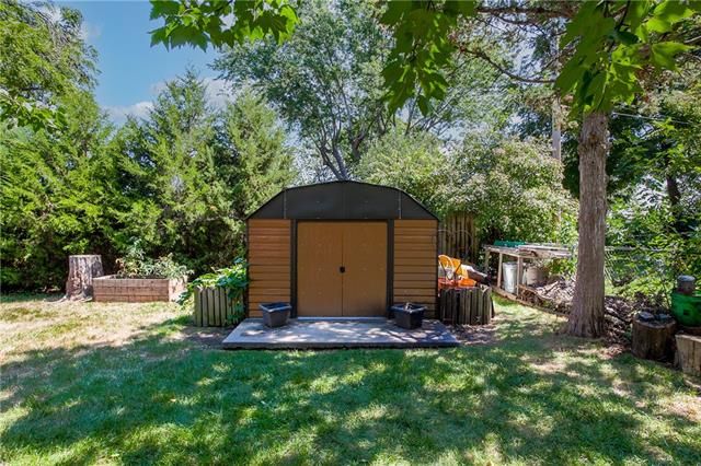 10731 N Mcgee St, Kansas City, MO 64155