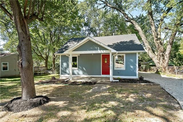 4236 Kelsey Rd, Kansas City, MO 64116
