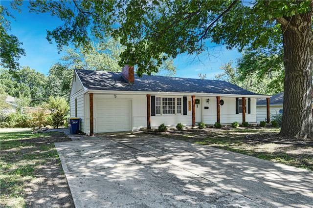 5307 Lamar Ave, Mission, KS 66202