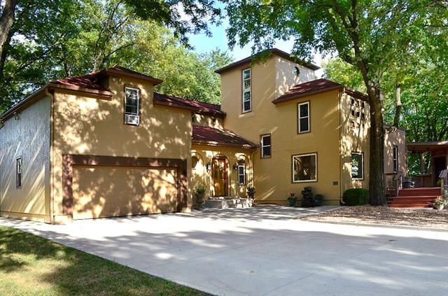 5346 NW Platte Rd, Riverside, MO 64152