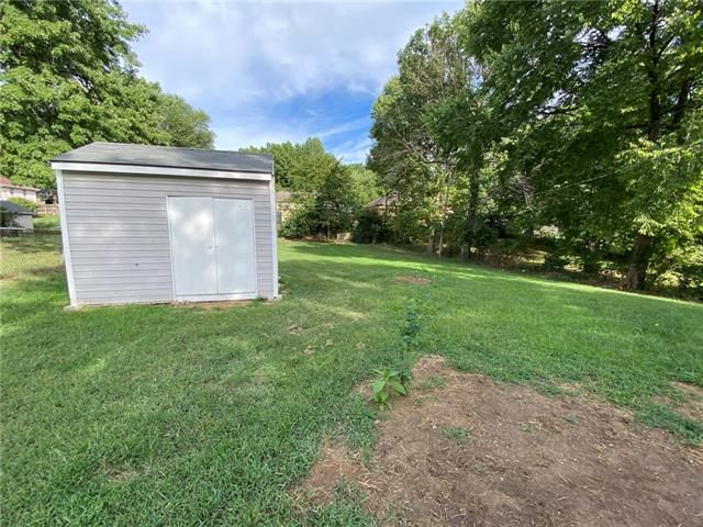 4717 Appleton Ave, Kansas City, MO 64133