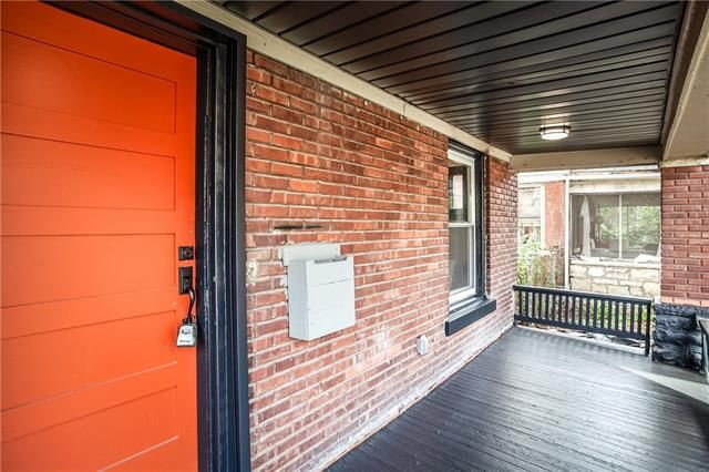 2915 E 30th St, Kansas City, MO 64128