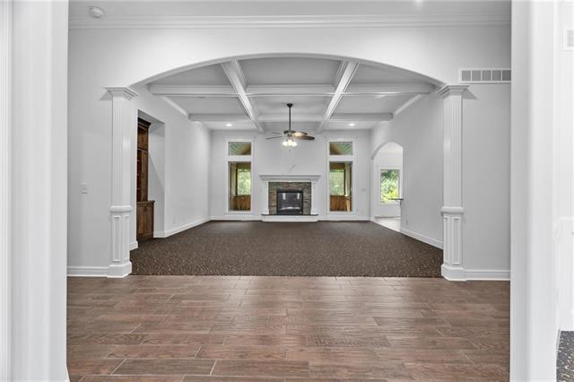22407 NE 172nd St, Kearney, MO 64060